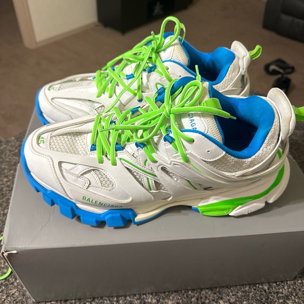 Balenciaga size 44.5, green and blue